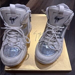 Giuseppe Zanotti kids White & Silver High-Top Sneakers with side zipper